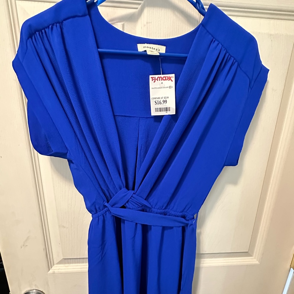 Blue dress